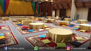 Sewa Set Karpet Bantal Duduk Dan Meja Lesehan Tangerang