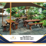 Sewa Meja Taman Klasik Kayu Kokoh Area Pik 2