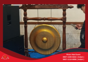 Sewa Gong Peresmian Warna Gold Kaki Ukiran di Bekasi