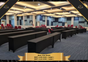 Sewa Kursi Susun Meja Ibm Taplak Hitam Area Bekasi