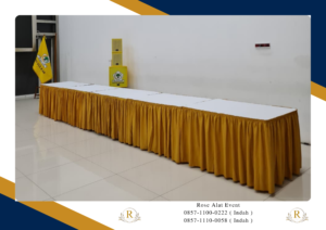 Rental Meja Kotak dan Bundar Cover Gold Jagakarsa