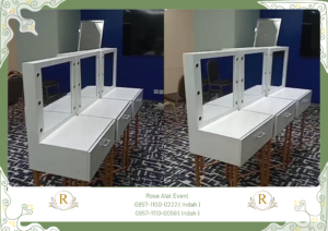 Sewa Meja Kaca Rias Portable Putih Dan Hitam Bekasi