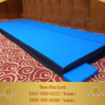 Sewa Panggung Indoor Cover Karpet Biru Bekasi