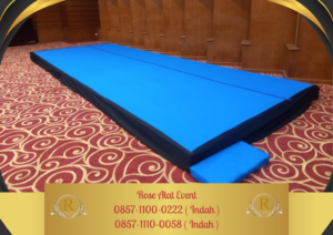Sewa Panggung Indoor Cover Karpet Biru Bekasi