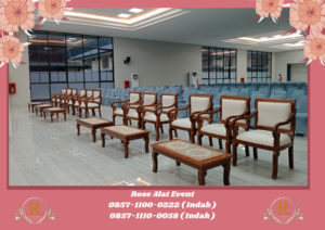 Sewa Kursi Vip Model Kayu Mewah Cikarang